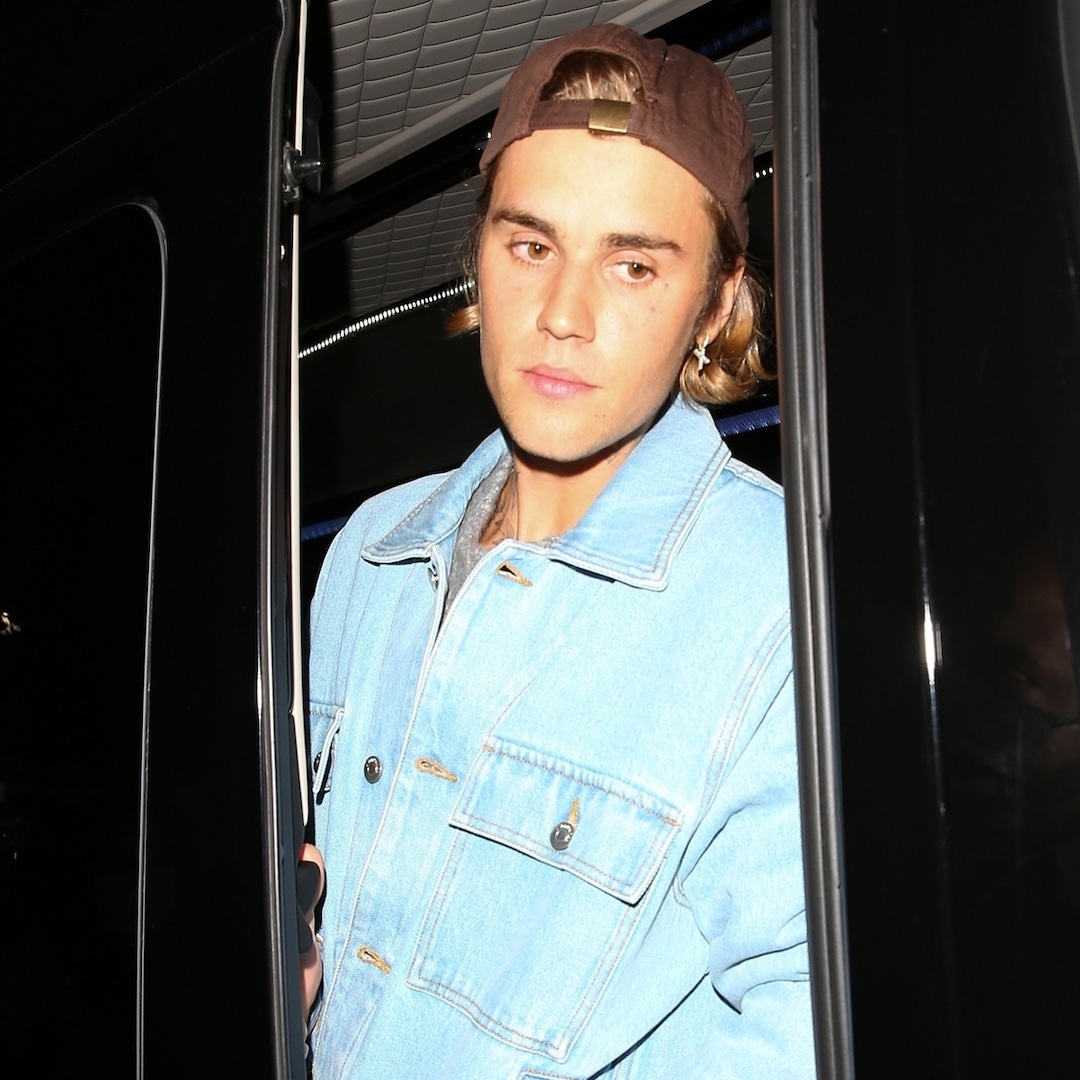Justin Bieber accuses paparazzi of taking photos under Hailey’s skirt